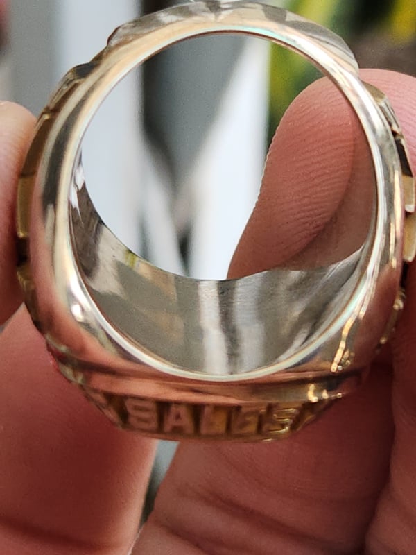 nhẫn mỹ xưa bá cấm vàng jostens aur 3k