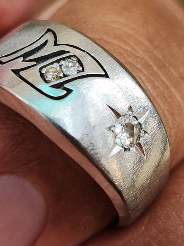 nhẫn mỹ xưa hợp kim đính xoàn thiên nhiên hàng hiệu ML