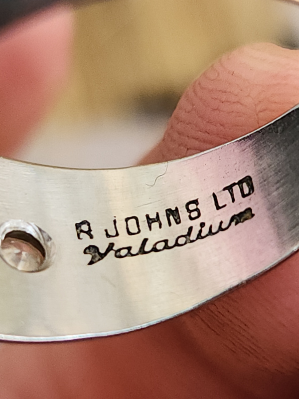 nhẫn mỹ xưa hợp kim đính xoàn thiên nhiên hàng hiệu ML