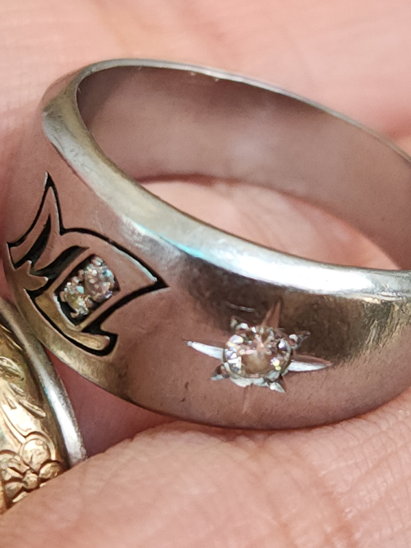 nhẫn mỹ xưa hợp kim đính xoàn thiên nhiên hàng hiệu ML