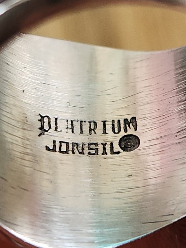 nhẫn mỹ xưa họp kim Jonsil platrium 1979