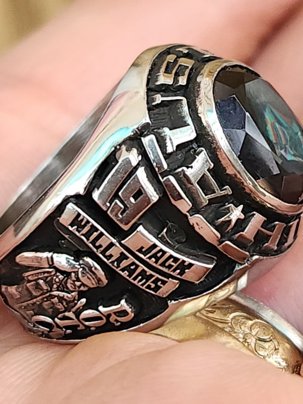 nhẫn mỹ xưa họp kim Jonsil platrium 1979