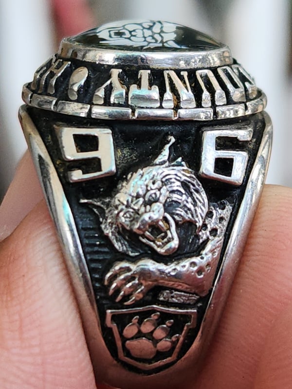 nhẫn mỹ xưa hợp kim Keystone val 1996