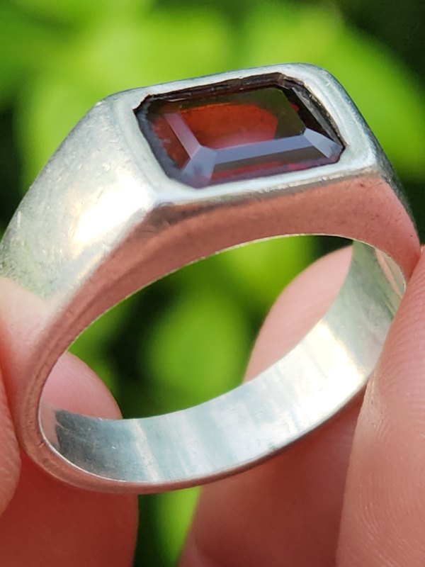 nhẫn nam đá đỏ bạc xưa