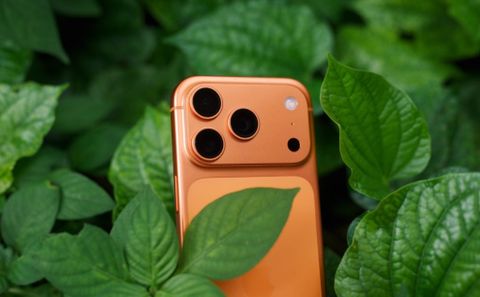 Doanh số iPhone 17 tăng 14% so với iPhone 16 sau 10 ngày mở bán tại Mỹ và Trung Quốc