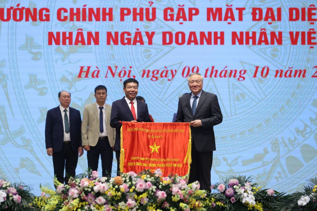 TraphacoSapa được trao Cờ thi đua của Chính phủ – Dấu mốc tự hào năm 2024