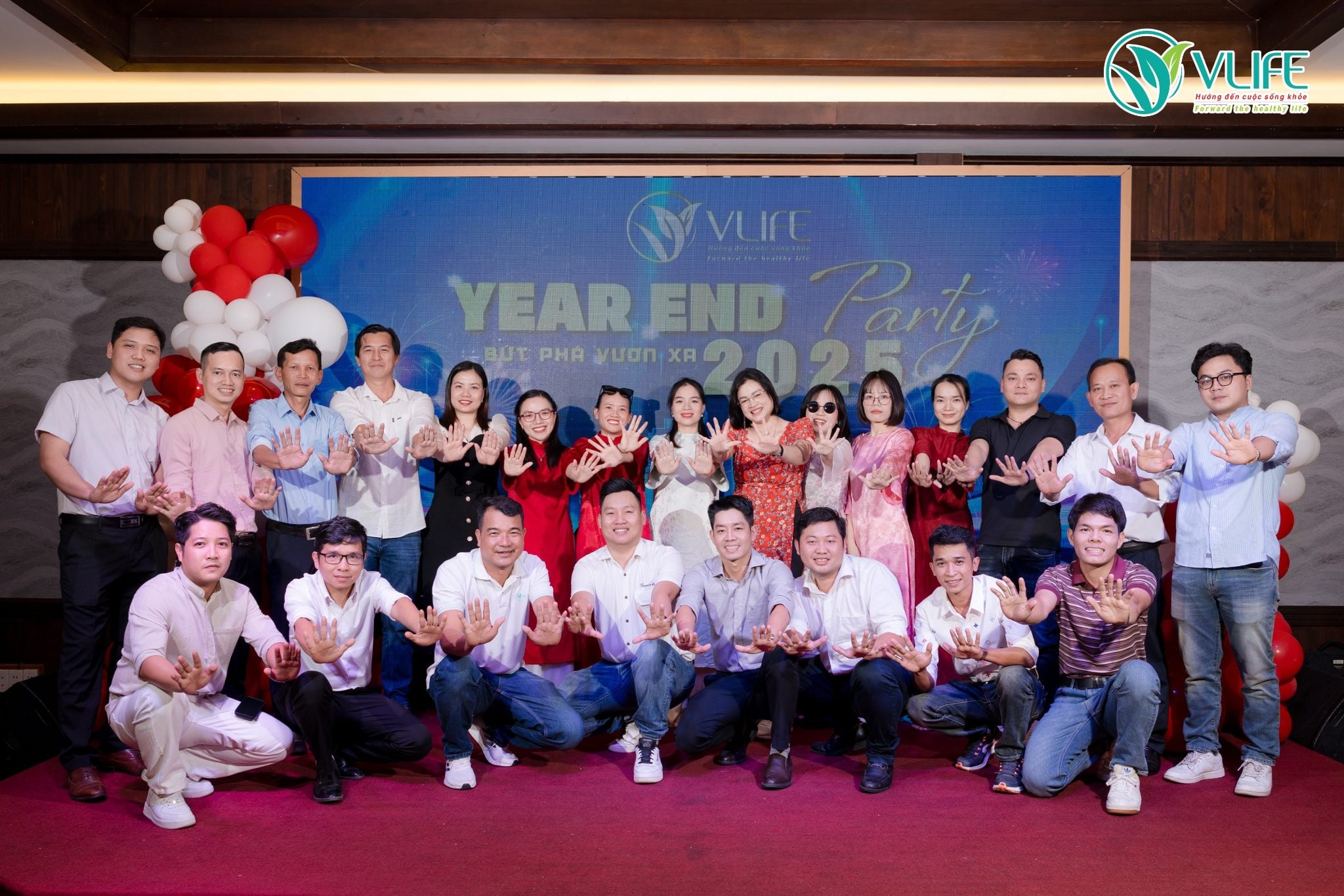 TẤT NIÊN 2025 – KHÉP LẠI MỘT NĂM DẤU ẤN, MỞ RA KỶ NGUYÊN XANH
