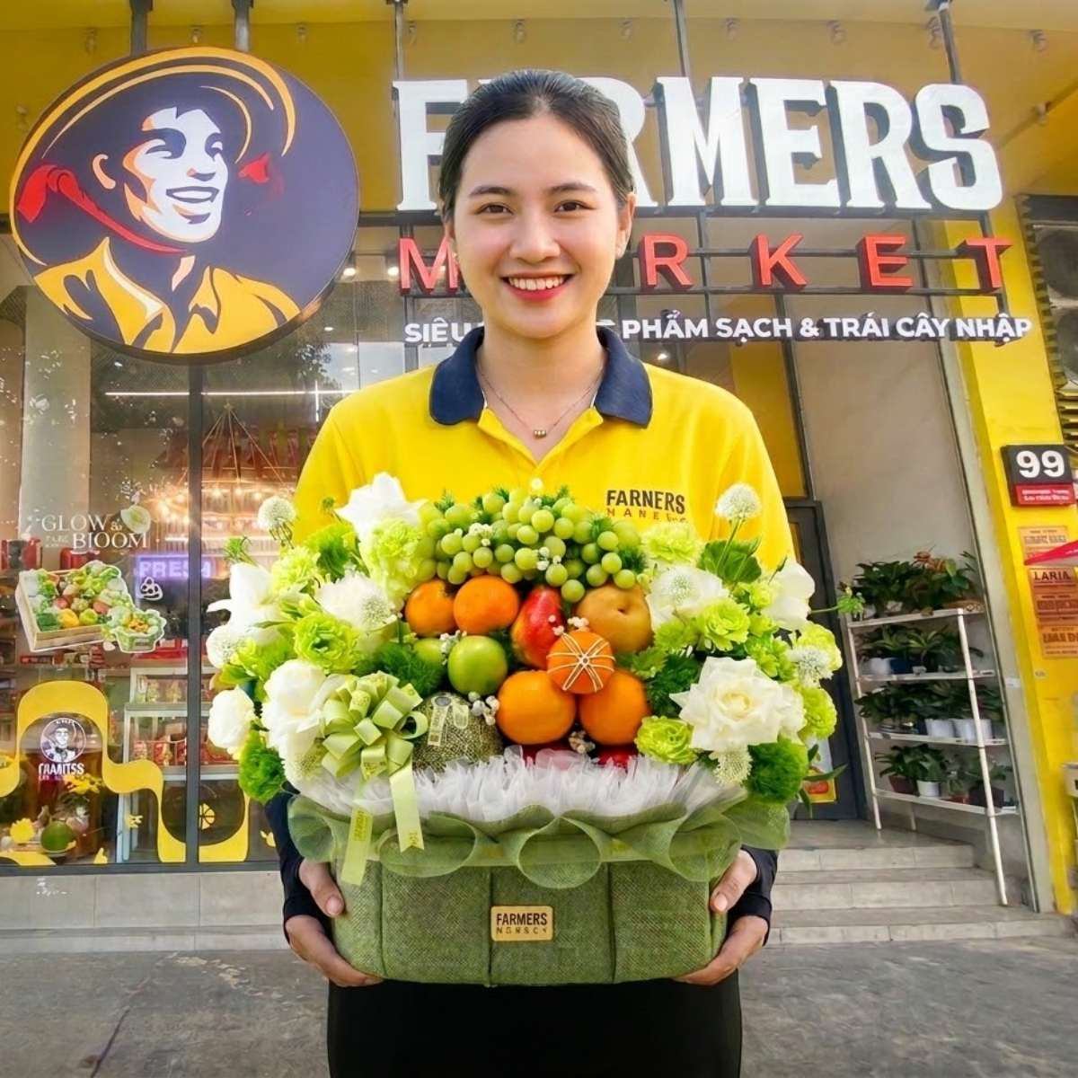 Top 10 Giỏ Trái Cây Tặng Sinh Nhật Sang Trọng Và Ý Nghĩa Nhất