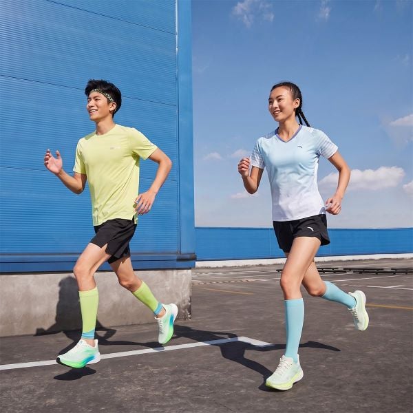Cadence là tổng số bước chân chạm đất trong vòng 1 phút