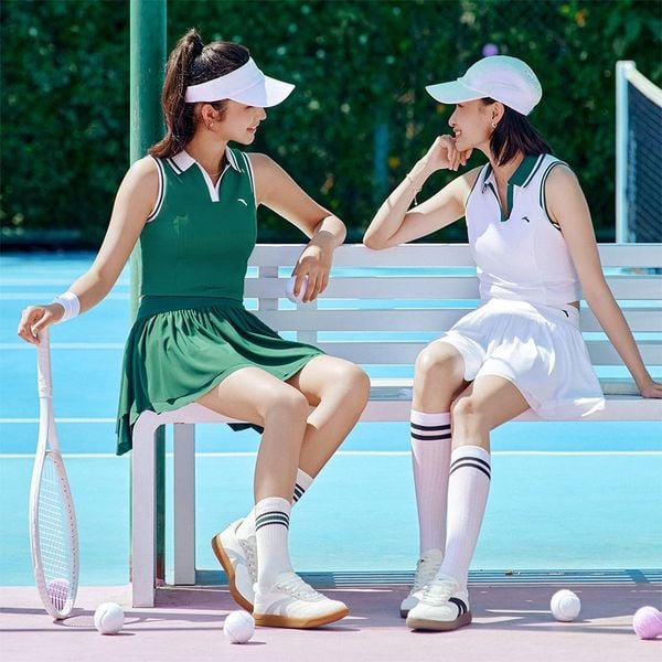 So sánh pickleball và tennis