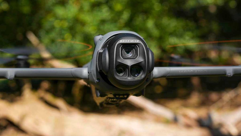 dji mavic 4 pro flycam