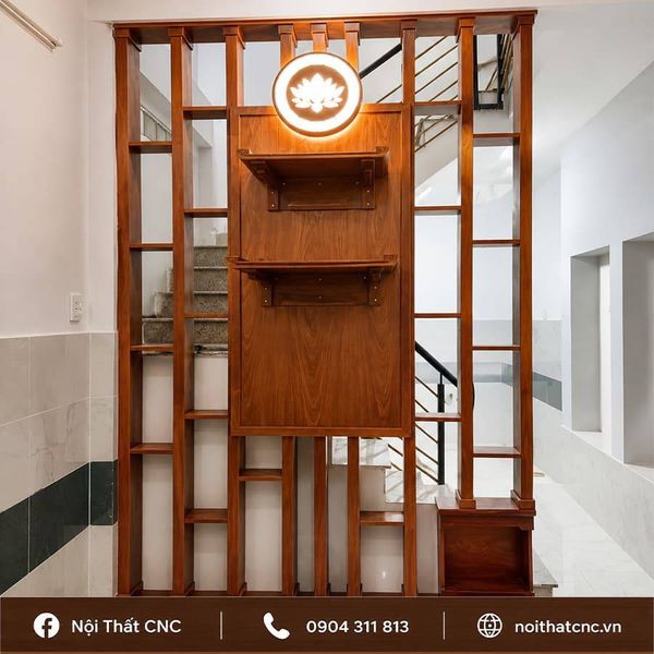 Lam gỗ kết hợp trang thờ treo đẹp cho phòng khách