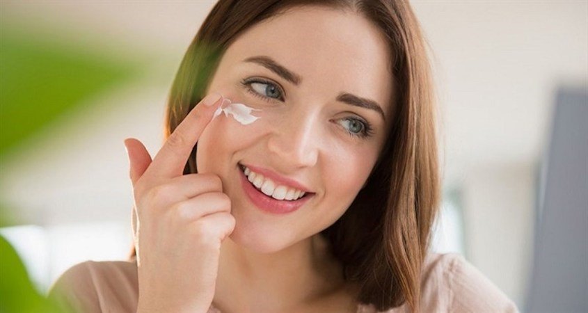 Các bước chăm sóc da ban đêm đúng cách, đơn giản tại nhà