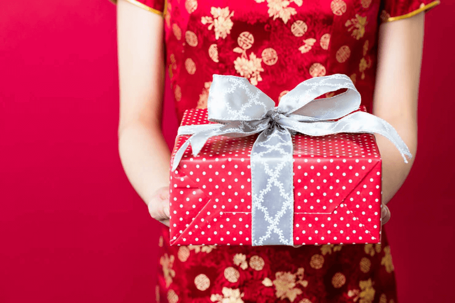 Người trung quốc thích được tặng quà gì?