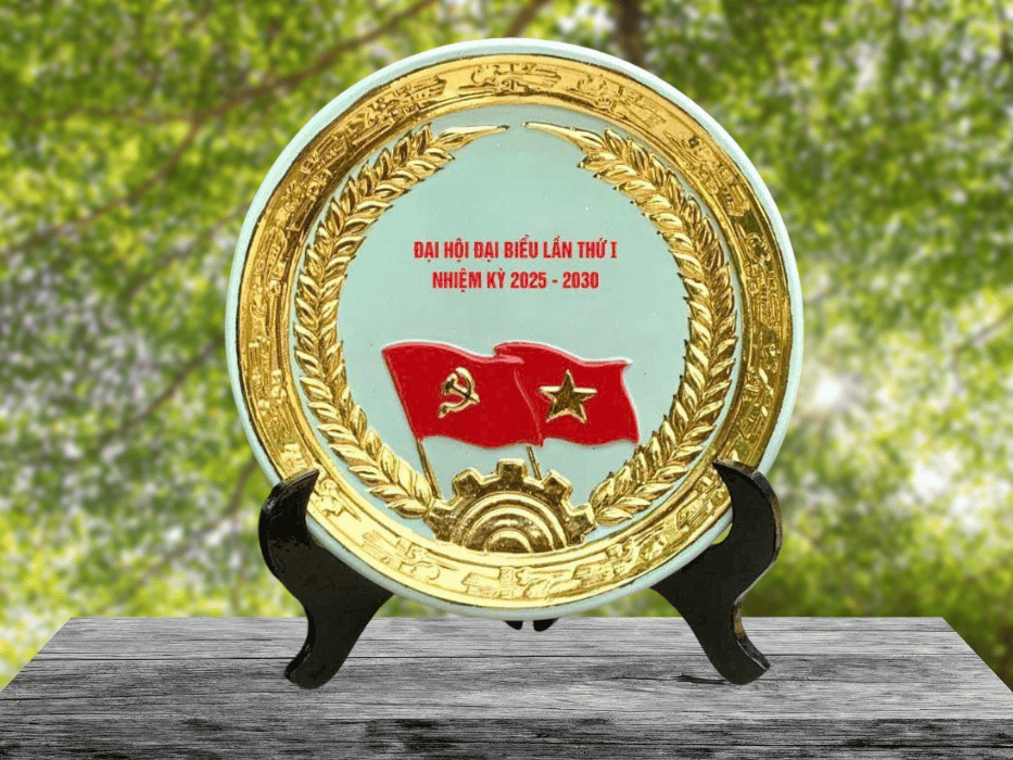 18+ Mẫu quà tặng đại hội Đảng độc đáo và ý nghĩa hiện nay
