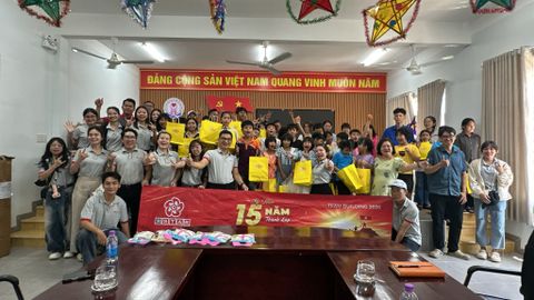 RSTAR LAN TỎA YÊU THƯƠNG TRONG CHUYẾN THIỆN NGUYỆN TẠI KHÁNH HÒA
