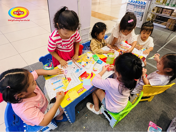 Star Kids Là Gì? Thương Hiệu Đồ Chơi Thủ Công Việt Nam Thuộc R STAR