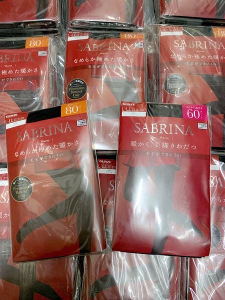 Quần tất giữ ấm SABRINA (GUNZE) dành cho nữ, độ dày 80D, mềm mại và cực kỳ ấm áp.