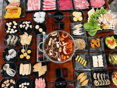 Tại Sao Chén Dĩa Đen Nhám Fataco Trở Thành Tiêu Chuẩn Vàng Cho Nhà Hàng Hiện Đại?