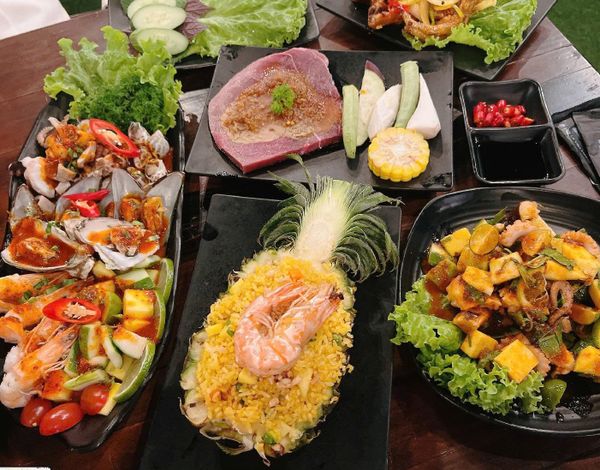 dia-chu-nhat-co-de-den-nham-fataco-dung-mon-chinh-cang-dep