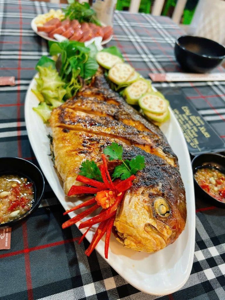 Dia-Horeca-Mau-Trang-Gia-Su-Hinh-Ca