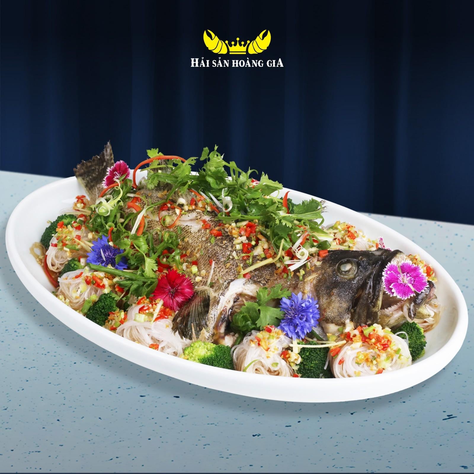 CA_MU_TRAN_CHAU_HOANG_GIA