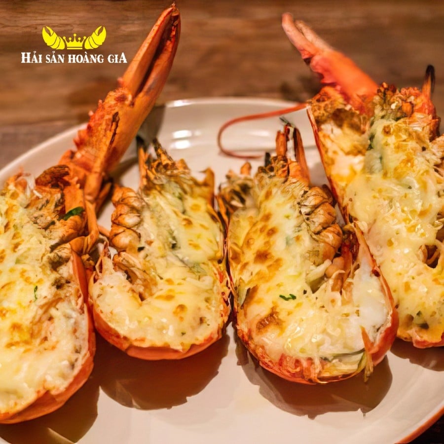 Tôm hùm canada nướng phô mai
