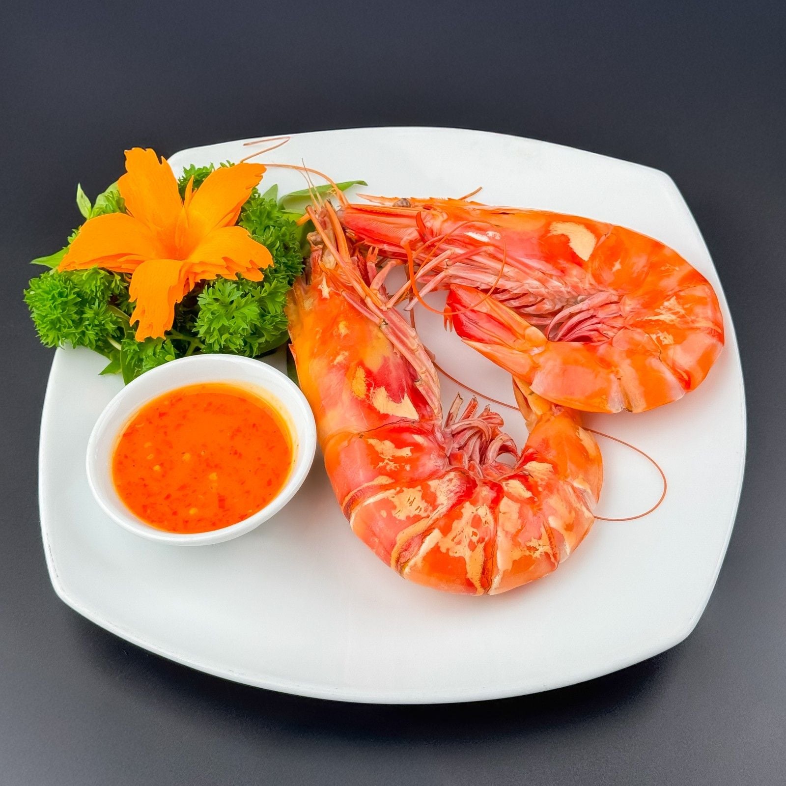 T&ocirc;m s&uacute; thi&ecirc;n nhi&ecirc;n hấp 