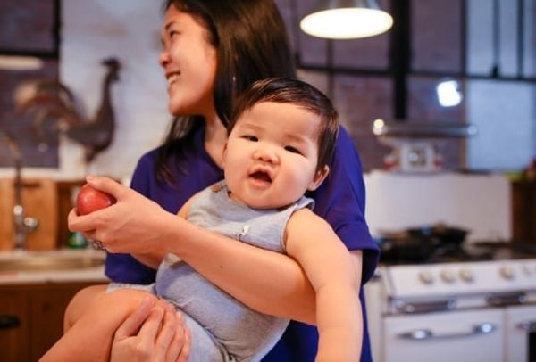 Tưởng do bỉm, nhưng thật ra bé bị hăm tã ngày Tết lại vì những điều này