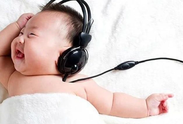 Cách chọn nhạc cho trẻ sơ sinh giúp bé ngủ sâu hơn