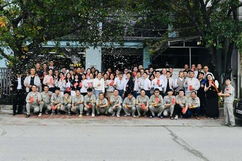 KHAI XUÂN RỰC RỠ - MAST CHÍNH THỨC TRỞ LẠI LÀM VIỆC