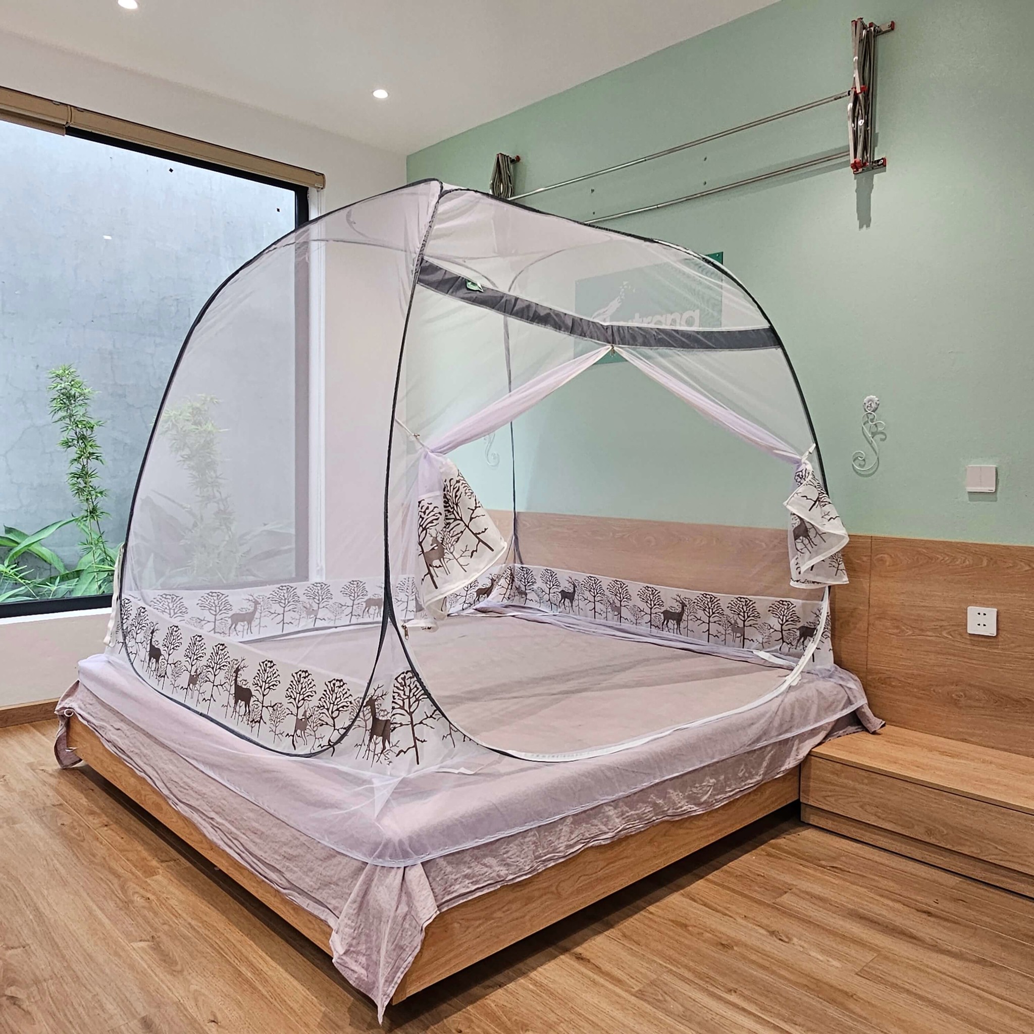 Màn Chụp Tự Bung Gấp Gọn Thu Trang: Tinh Tế, Bền Bỉ, Tiện Lợi Trong Từng Chi Tiết