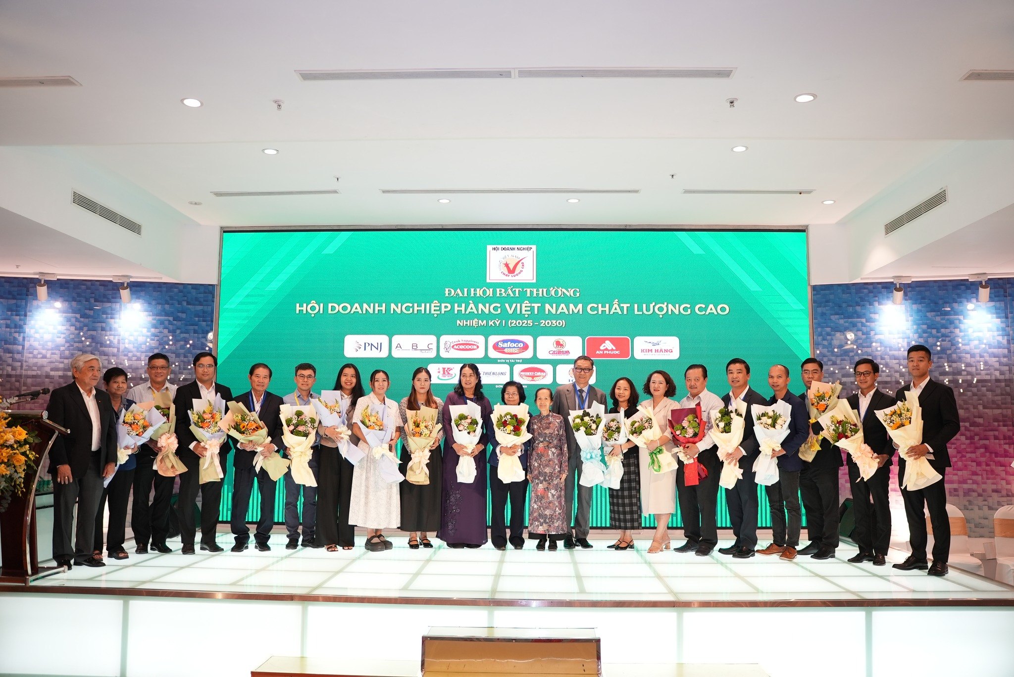 Coboté tham gia Đại hội bất thường Hội Hàng Việt Nam Chất Lượng Cao