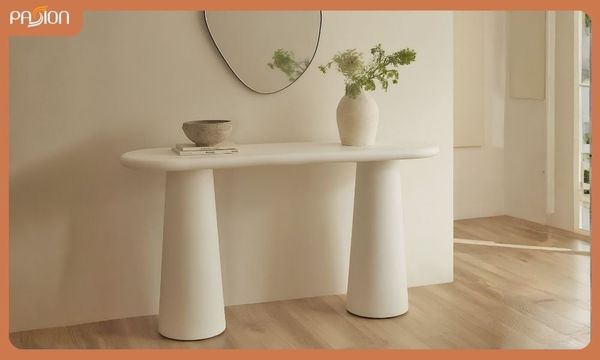 Kết hợp bàn console với đồ decor tạo điểm nhấn