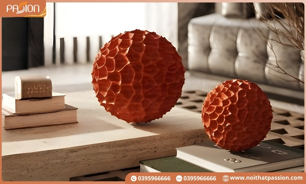 Tượng tròn decor hình tổ ong màu cam hiện đại là gì?