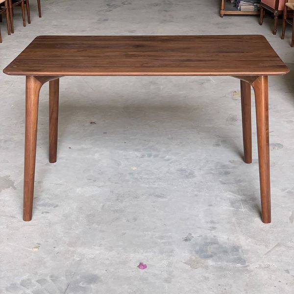 BỘ BÀN ĂN CHUNG CƯ 4 GHẾ&nbsp;- GỖ ÓC CHÓ