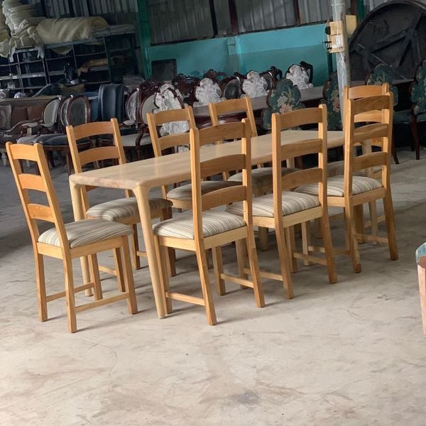 BỘ BÀN ĂN HIỆN ĐẠI GỖ SỒI 6 GHẾ TỰA LƯNG 3 NAN