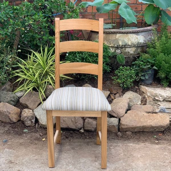 BỘ BÀN ĂN HIỆN ĐẠI GỖ SỒI 6 GHẾ TỰA LƯNG 3 NAN