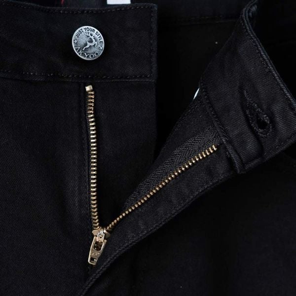 Chi tiết quần short jean đen trơn big size nam AKYOO, thời trang cho người ngoại cỡ từ 80-140kg