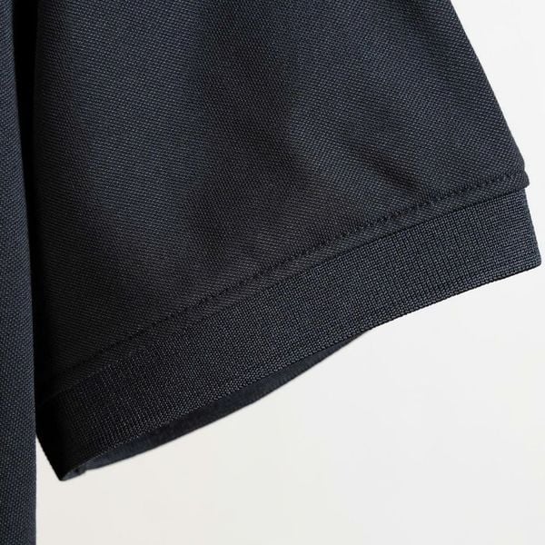 Mô tả chi tiết áo polo đen in big size nam AKYOO