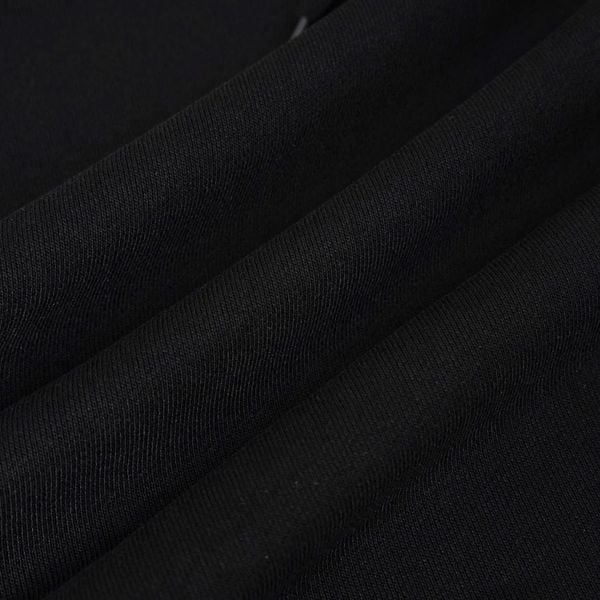 Cận cảnh chất vải áo nỉ hoodie đen big size nam