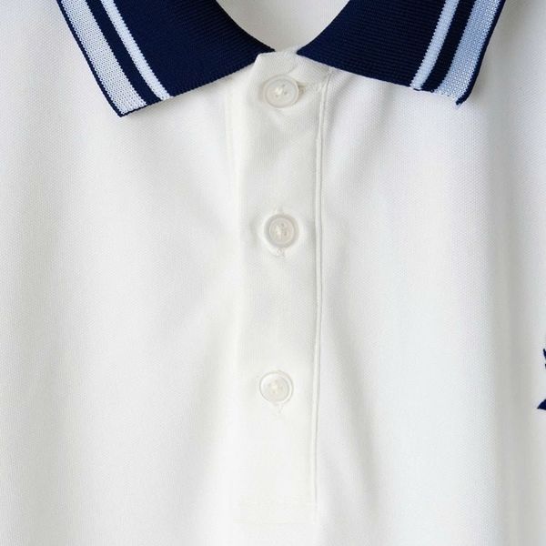 Chi tiết nẹp 3 nút áo polo trắng cổ xanh than big size nam