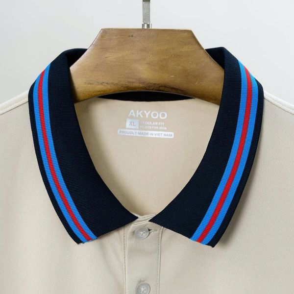 Chi tiết áo polo be big size nam AKYOO, thời trang cho người ngoại cỡ từ 80-140kg