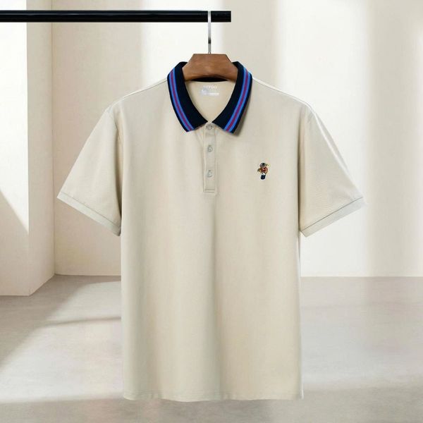 Chi tiết áo polo be big size nam AKYOO, thời trang cho người ngoại cỡ từ 80-140kg