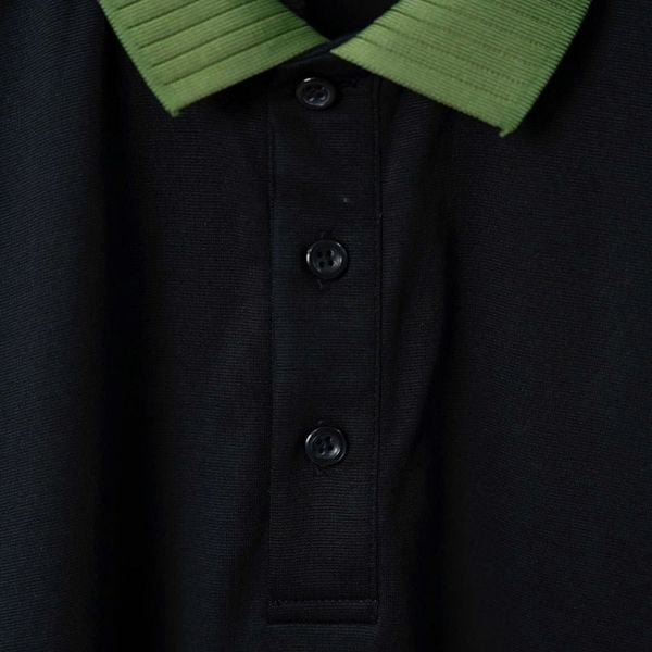 Chi tiết áo polo cổ xanh big size nam AKYOO