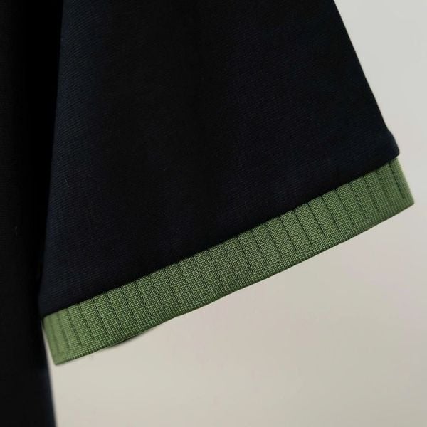 Chi tiết áo polo cổ xanh big size nam AKYOO