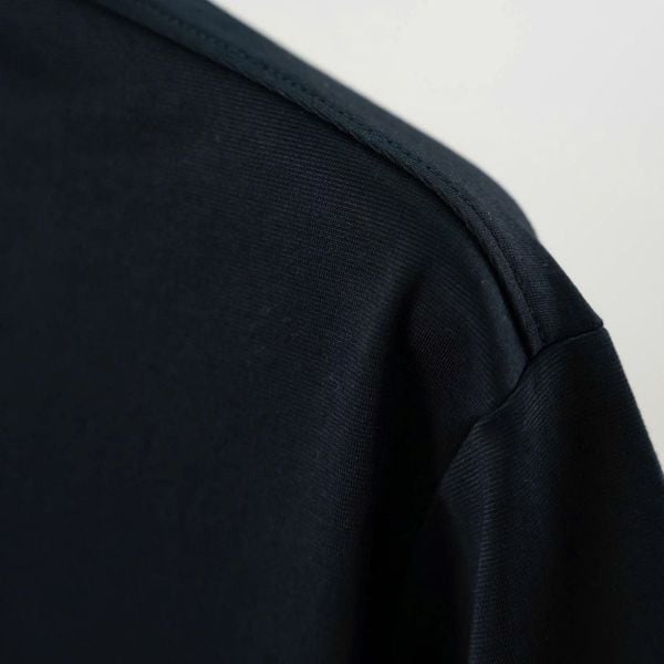 Chi tiết áo polo cổ xanh big size nam AKYOO