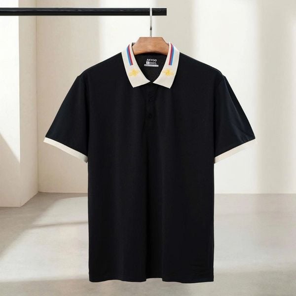 Chi tiết áo polo đen big size nam AKYOO, thời trang cho người ngoại cỡ từ 80-140kg