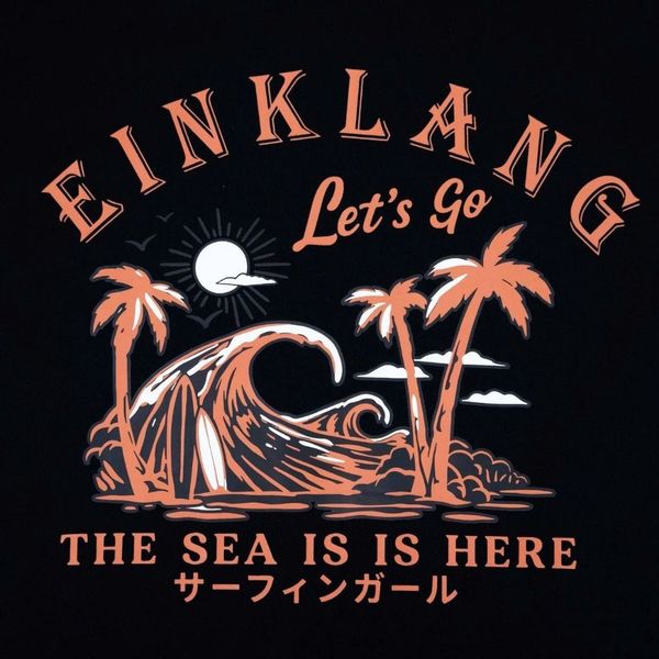 Chi tiết áo thun đen họa tiết big size nam AKYOO