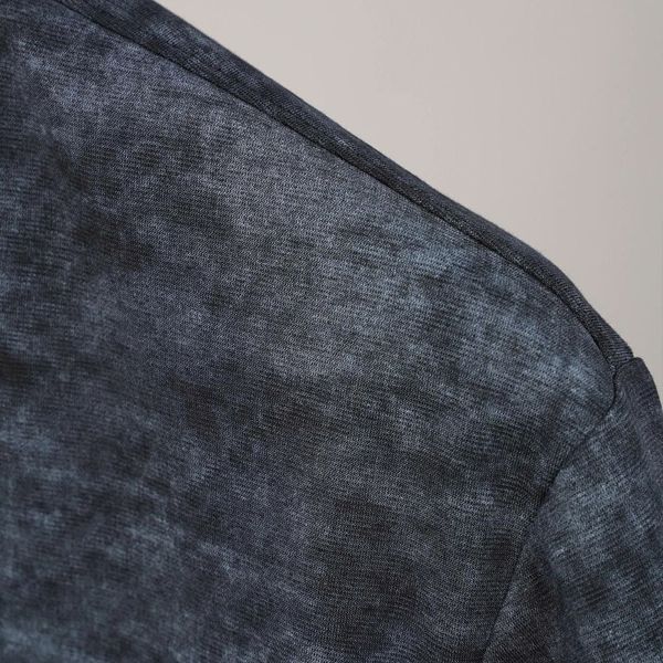 Chi tiết áo thun loang đen big size nam AKYOO